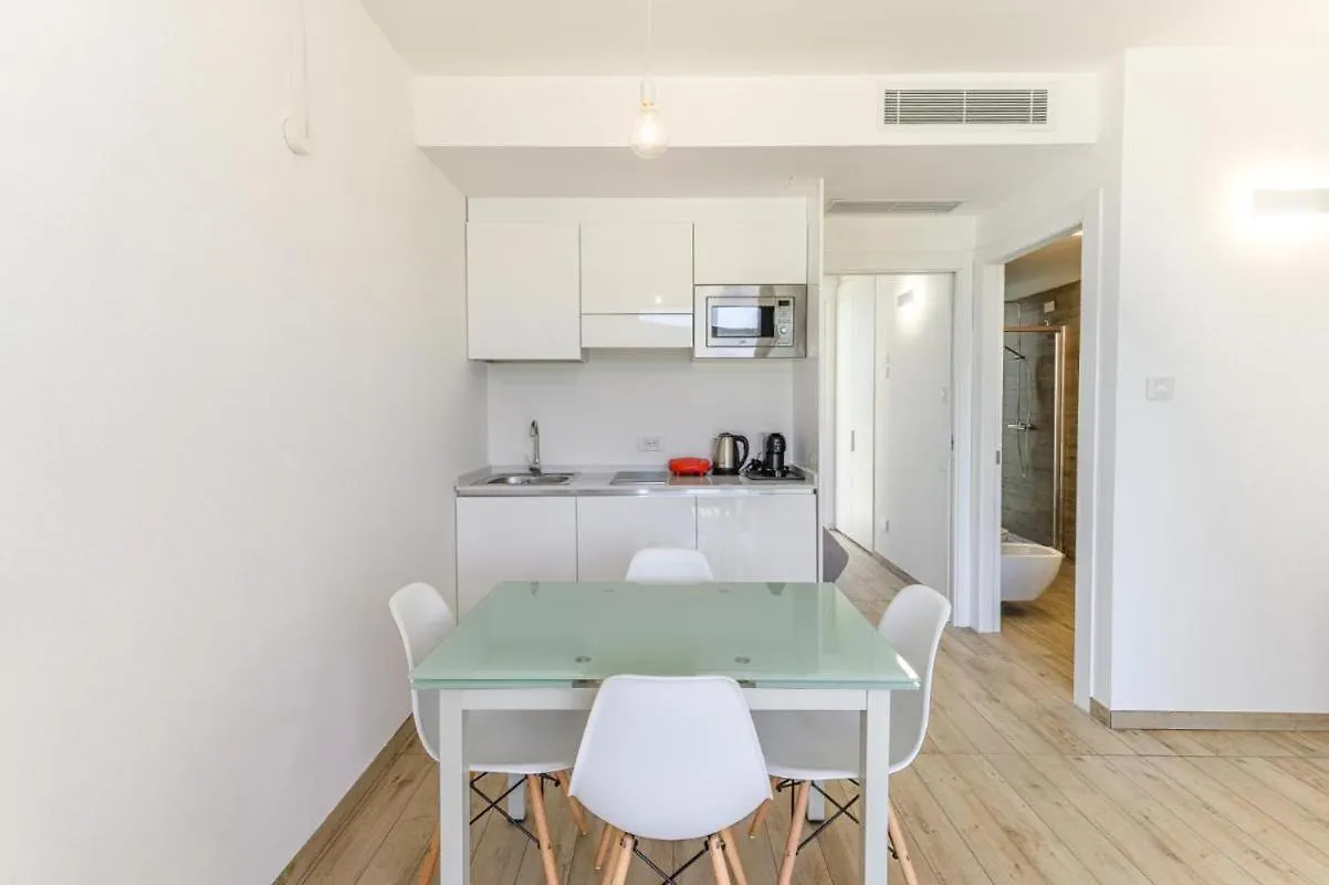 Stunning Capo Falcone Charming Apartments No9821 スティンティーノ